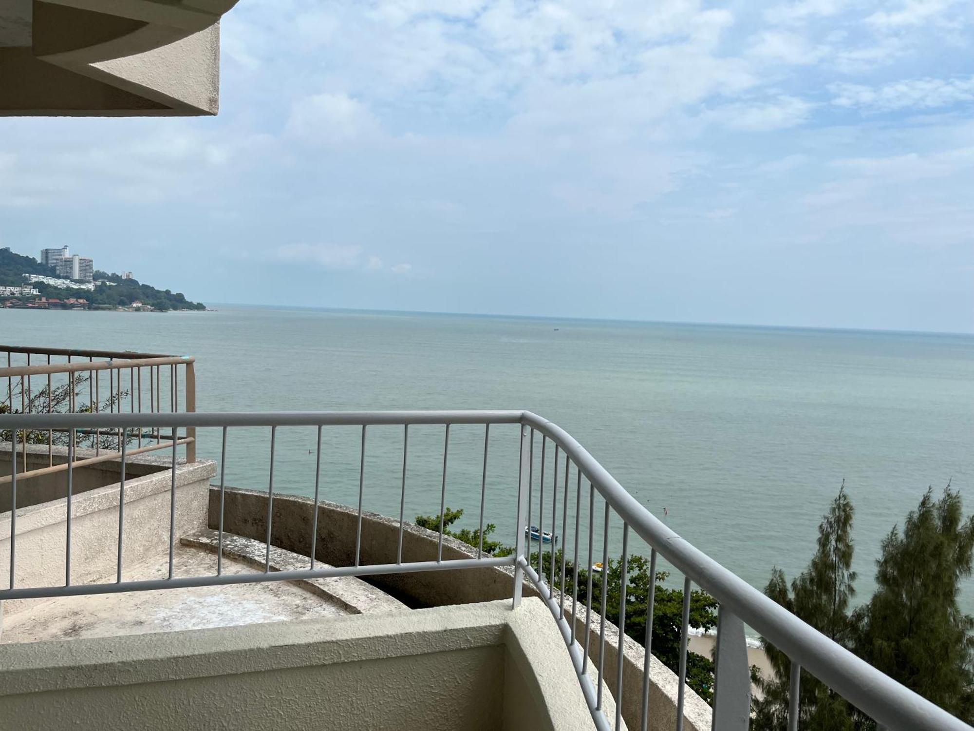 Paradise By The Sea In Penang By Veron At Rainbow Paradise Танджунг-Бунга Экстерьер фото