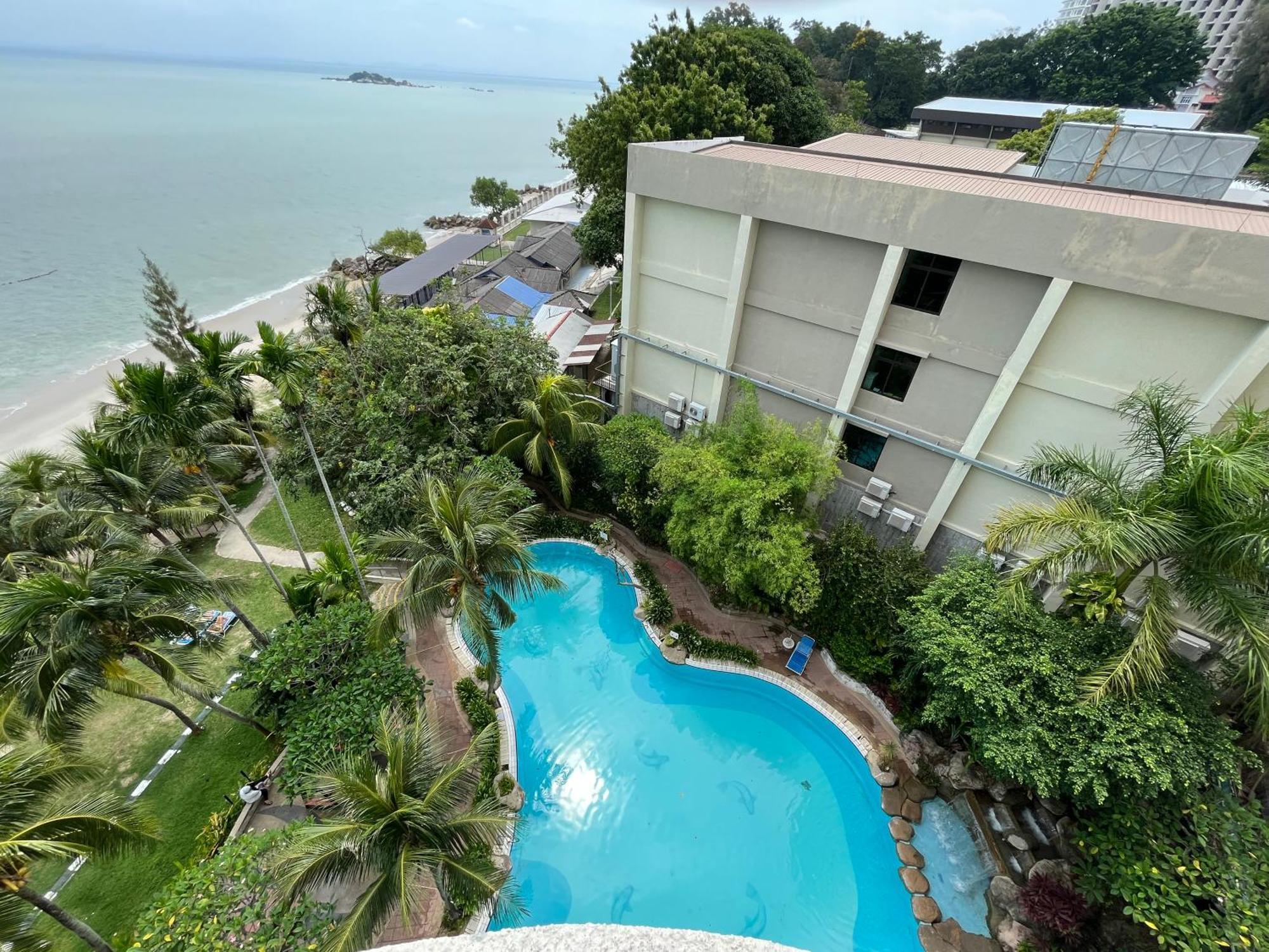 Paradise By The Sea In Penang By Veron At Rainbow Paradise Танджунг-Бунга Экстерьер фото